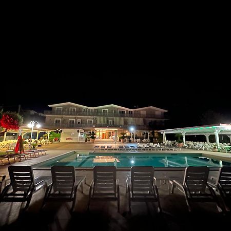 Hotel Ristorante Paradiso Albanella Dış mekan fotoğraf