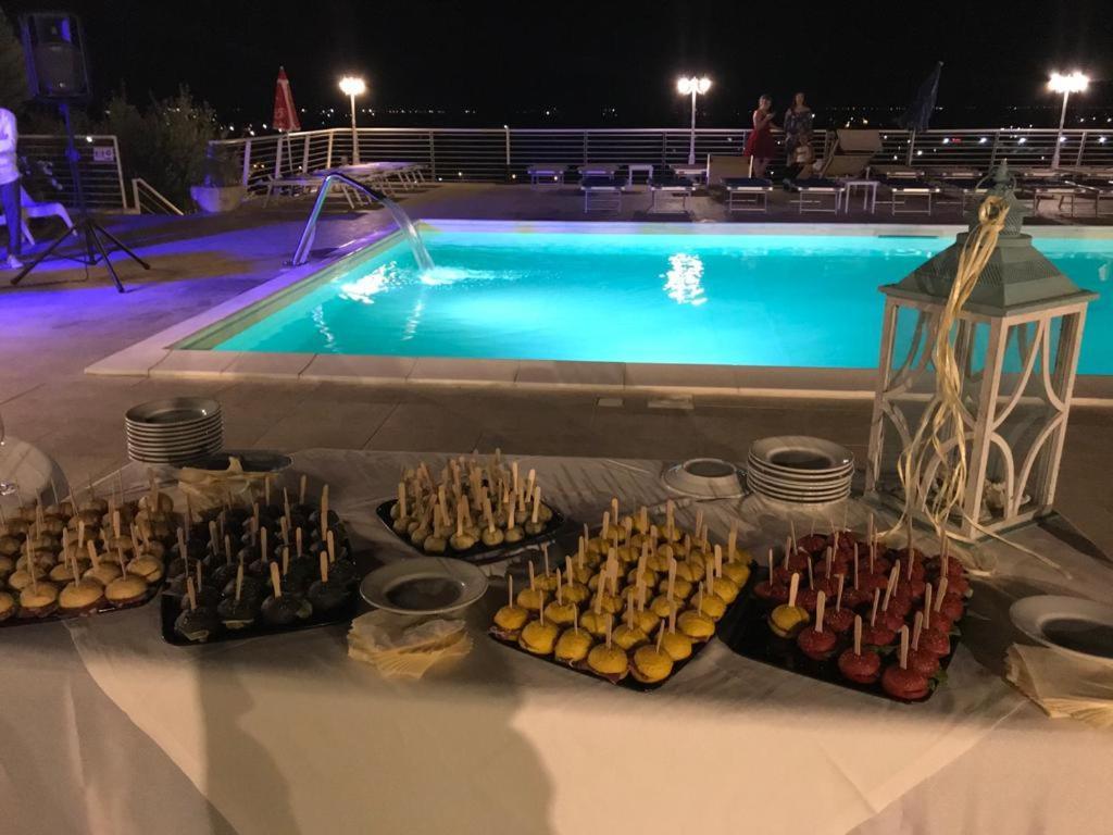 Hotel Ristorante Paradiso Albanella Dış mekan fotoğraf