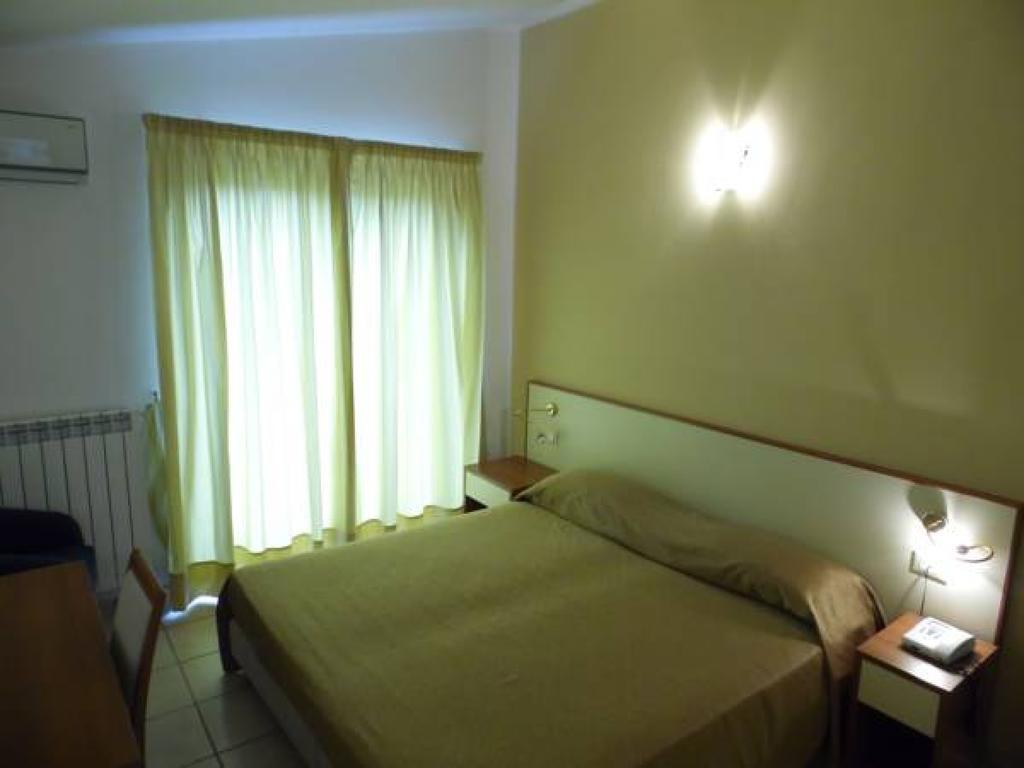 Hotel Ristorante Paradiso Albanella Dış mekan fotoğraf