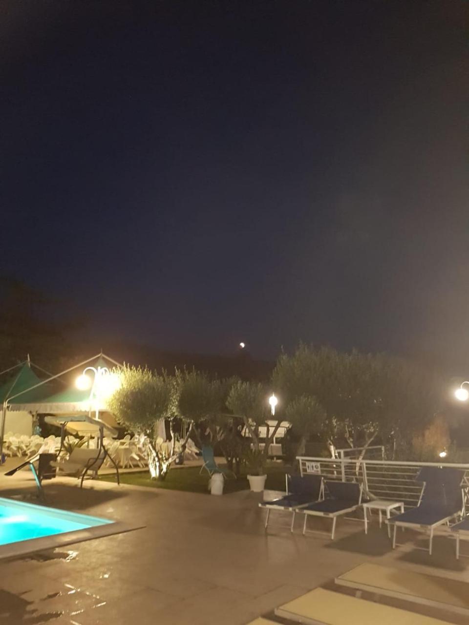 Hotel Ristorante Paradiso Albanella Dış mekan fotoğraf